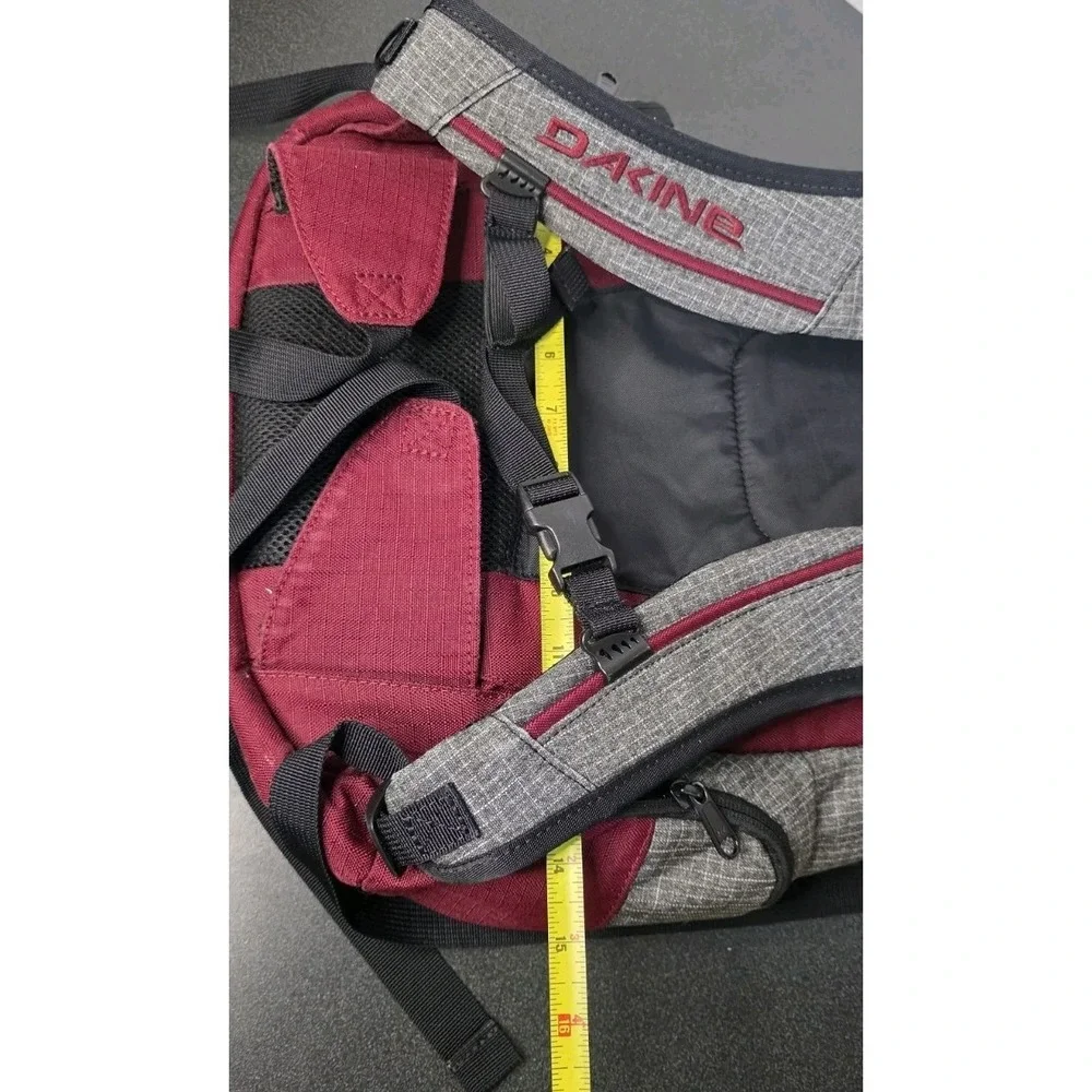 DAKINE PRO MISSION 25L BACKPACK Gray Red Buckles Strap Outdoor Snow Travel Sport